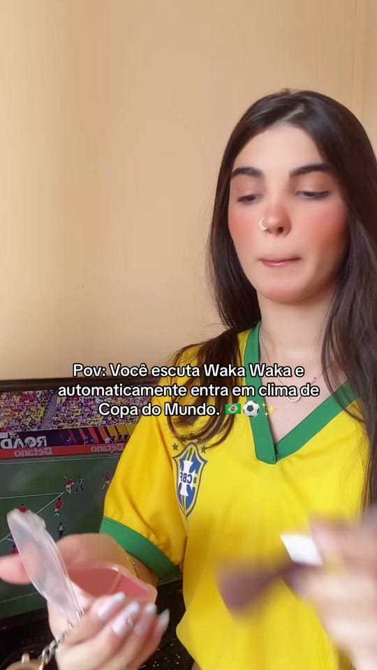 Post 1 by Vitória Brandão on TikTok (video)