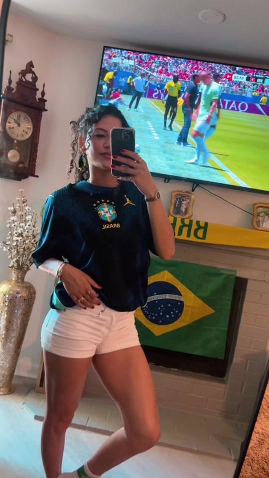 Post 5 by vitoriaferoficial on TikTok (video)