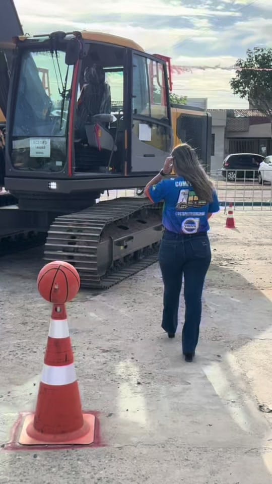 Post 7 by carla Vitória on TikTok (video)