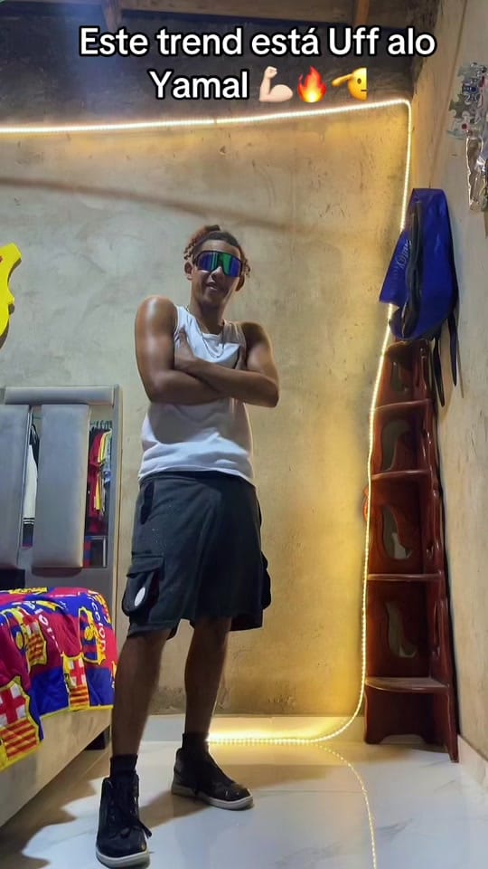 Post 9 by IVÁN DANCE 02 on TikTok (video)