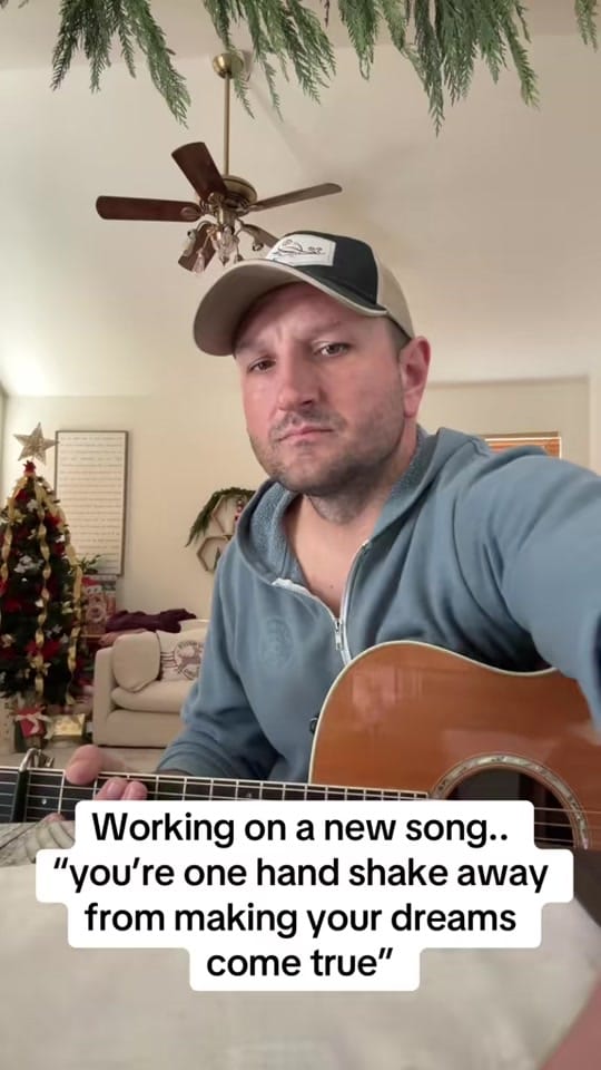 Post 8 by Dustin Saylor on TikTok (video)