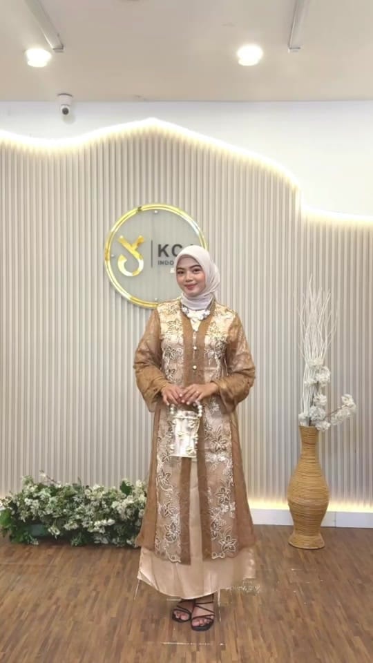 Post 4 by KCJ INDONESIA BOUTIQUE on TikTok (video)