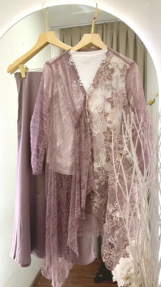 Post 5 by KCJ INDONESIA BOUTIQUE on TikTok (video)
