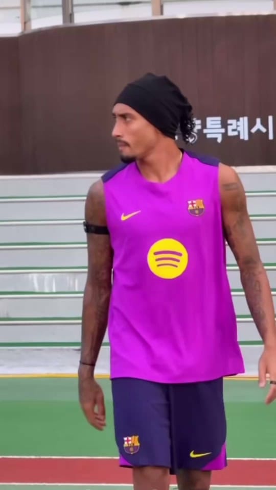 Post 1 by Barcelona Training on TikTok (video)