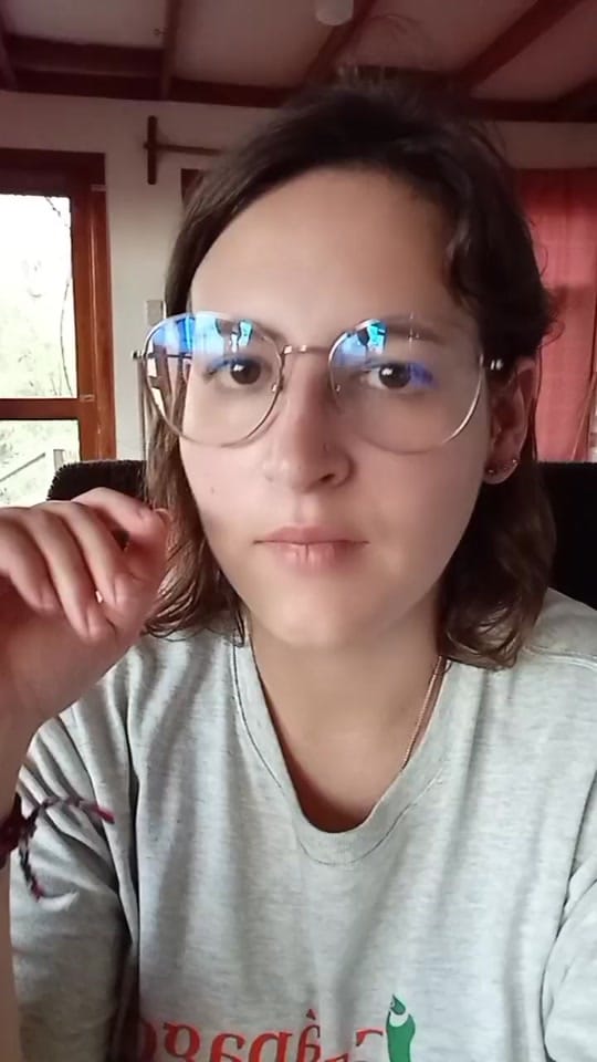 Post 1 by Almu, alias Peche on TikTok (video)