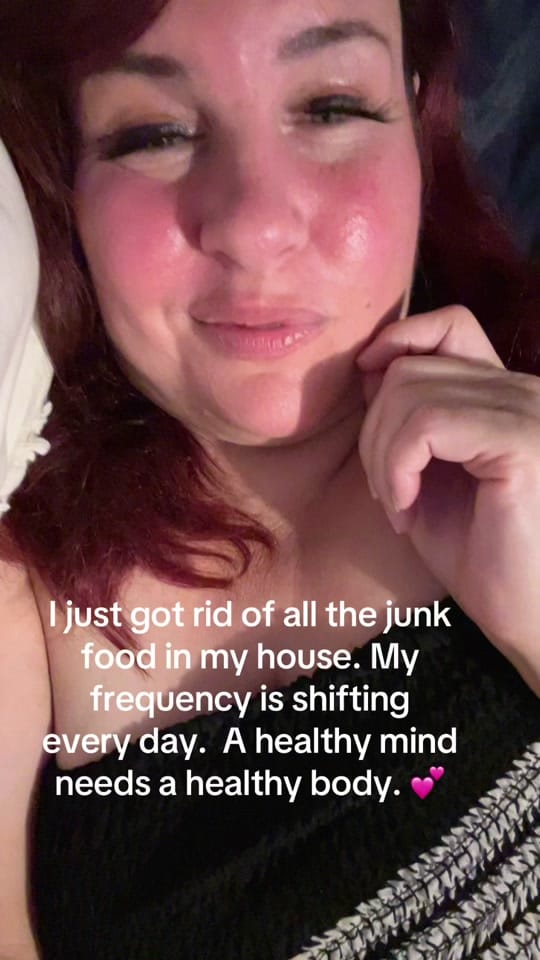 Post 2 by Karetova on TikTok (video)