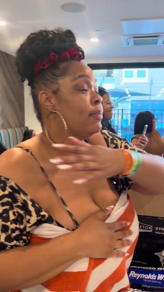 Post 8 by DJ Lancia on TikTok (video)