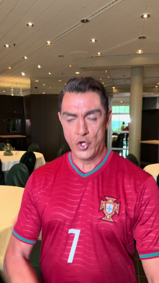 Post 1 by Matze Knop on TikTok (video)