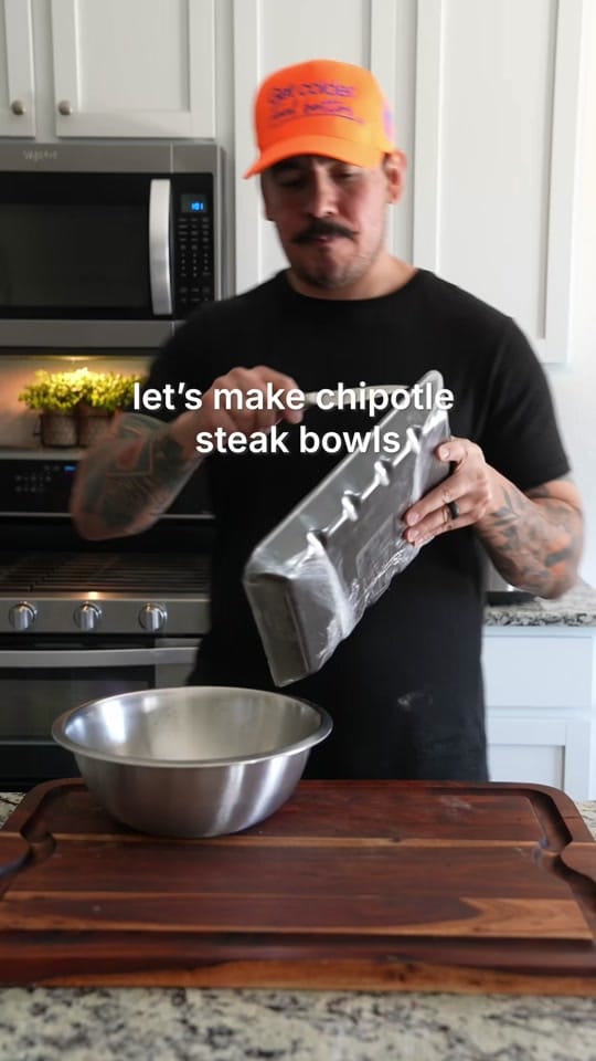 Post 6 by Chris Sandoval on TikTok (video)