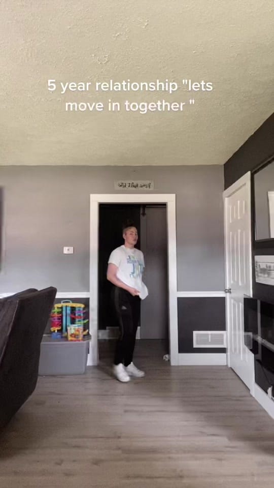 Post 10 by Alyssa🏳️‍🌈 on TikTok (video)