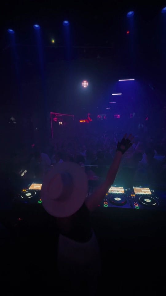 Post 2 by Bulma Beat on TikTok (video)