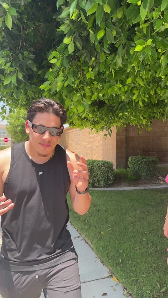Post 9 by Ciros Burdier on TikTok (video)