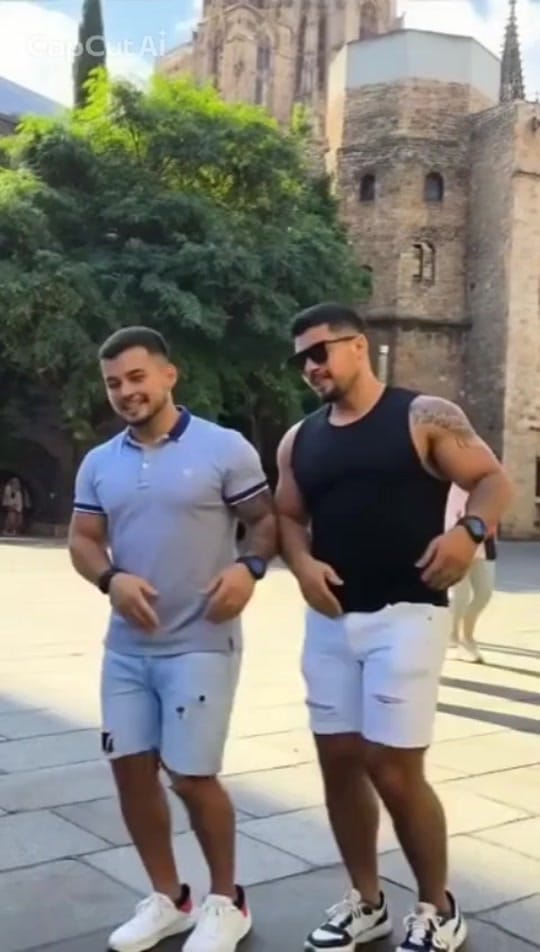 Post 3 by paolaluna 🇨🇴 on TikTok (video)