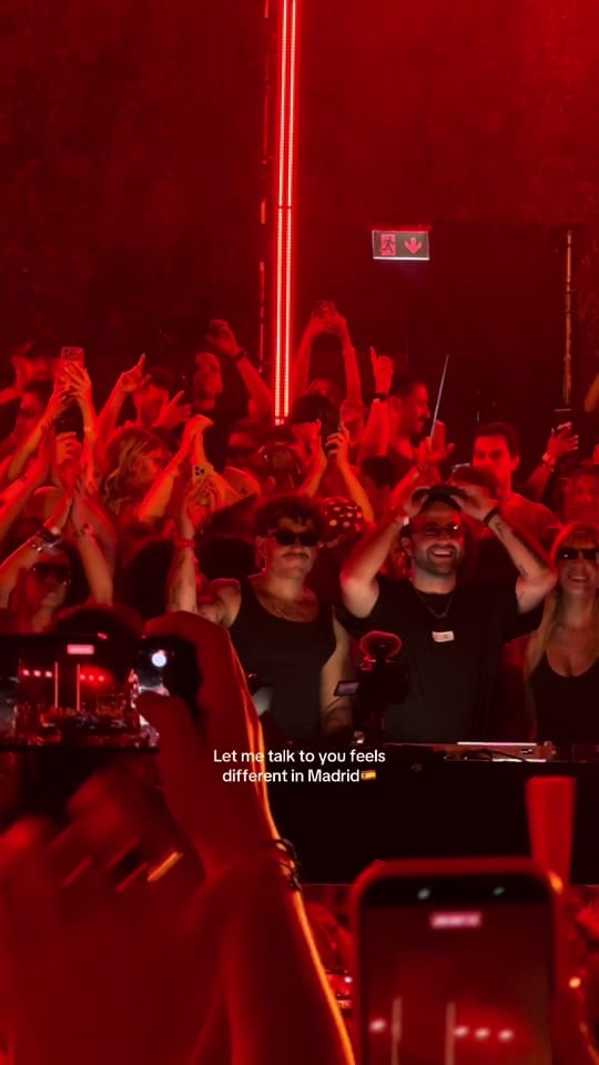 Post 3 by Housemusicloe on TikTok (video)