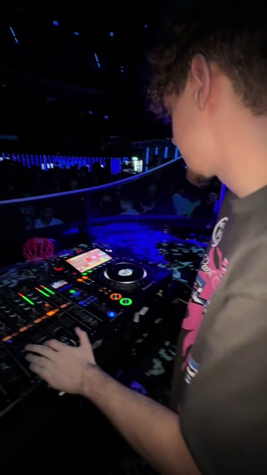 Post 5 by Henessy on TikTok (video)