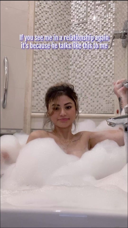 Post 4 by Ambur Z on TikTok (video)