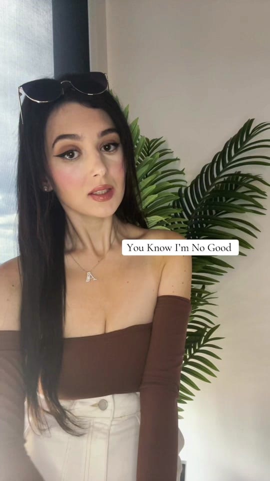 Post 3 by alexa_aronson on TikTok (video)