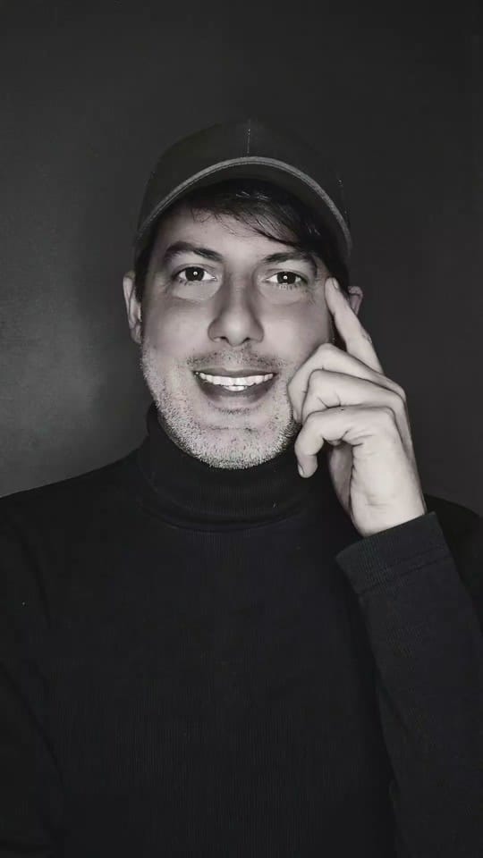 Post 5 by Javier Rodrigo on TikTok (video)