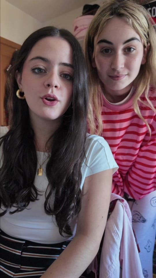 Post 2 by Sara Hernández on TikTok (video)