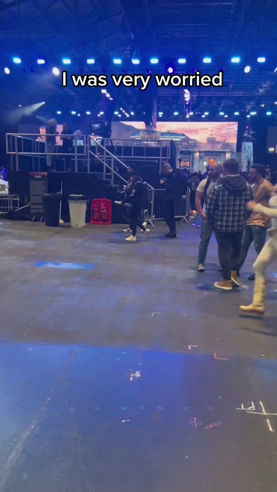 Post 10 by Vampisaurus on TikTok (video)