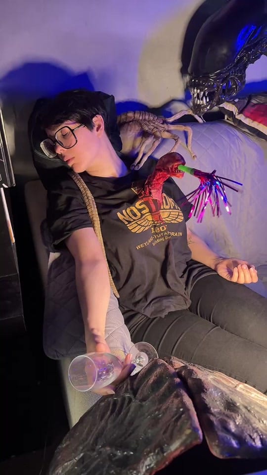 Post 3 by Vampisaurus on TikTok (video)