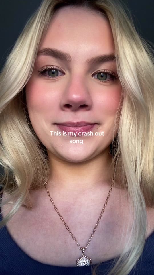 Post 10 by Dani Nicole on TikTok (video)