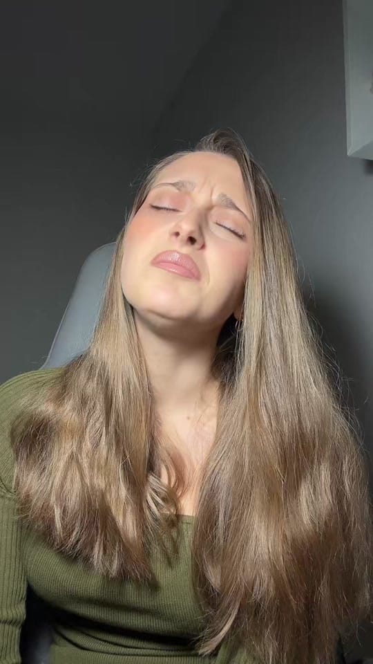 Post 8 by Bebé on TikTok (video)