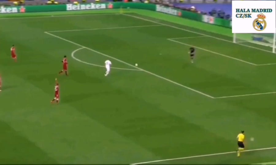 Post 1 by Hala Madrid CZ/SK on TikTok (video)
