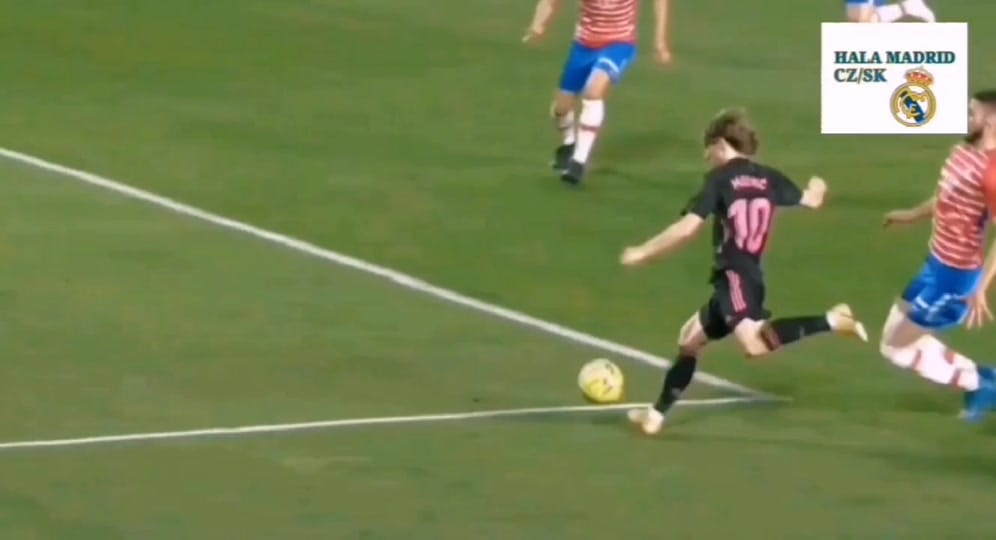 Post 7 by Hala Madrid CZ/SK on TikTok (video)