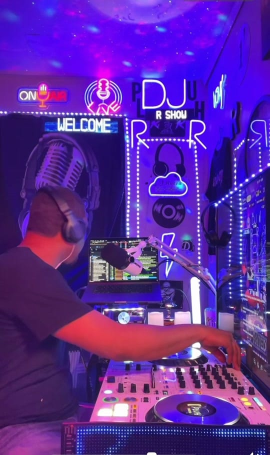 Post 2 by DJ RATED R SHOW❌ 📀💿📀💿 on TikTok (video)