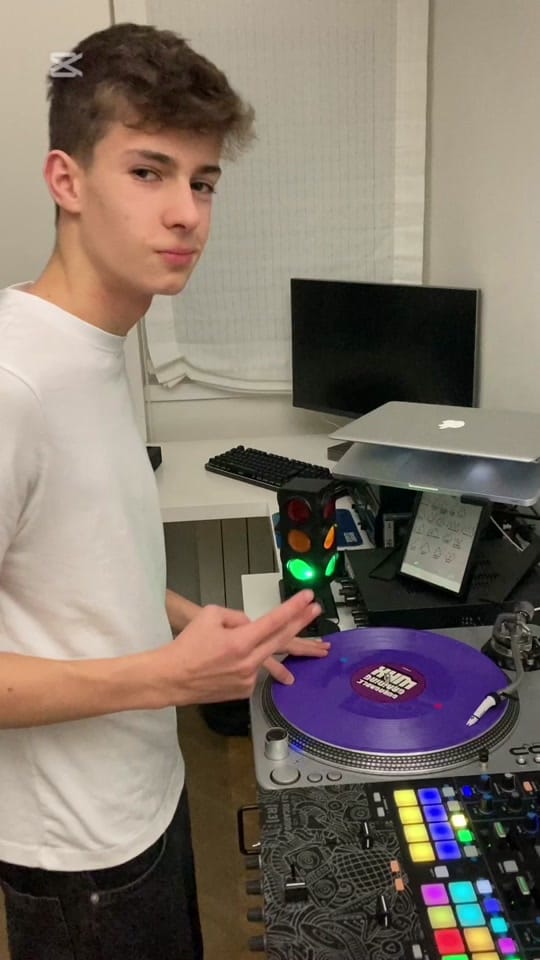 Post 6 by DJ Ricardo on TikTok (video)
