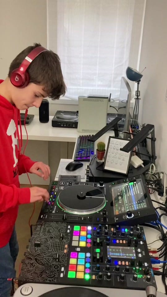 Post 3 by DJ Ricardo on TikTok (video)