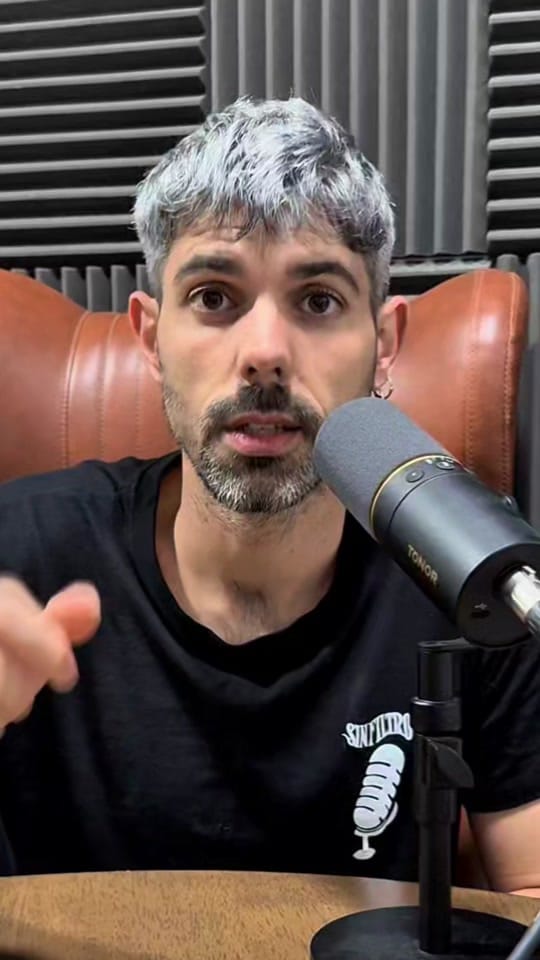 Post 1 by Sin Filtro Entrevistas on TikTok (video)