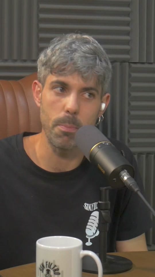 Post 4 by Sin Filtro Entrevistas on TikTok (video)