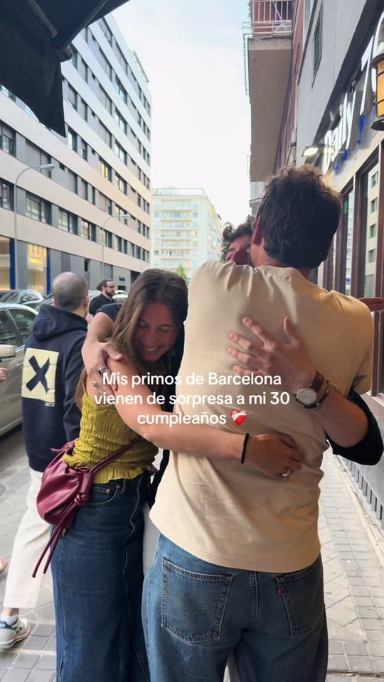 Post 2 by ALEX WALL on TikTok (video)