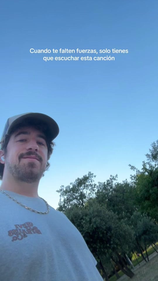 Post 3 by ALEX WALL on TikTok (video)
