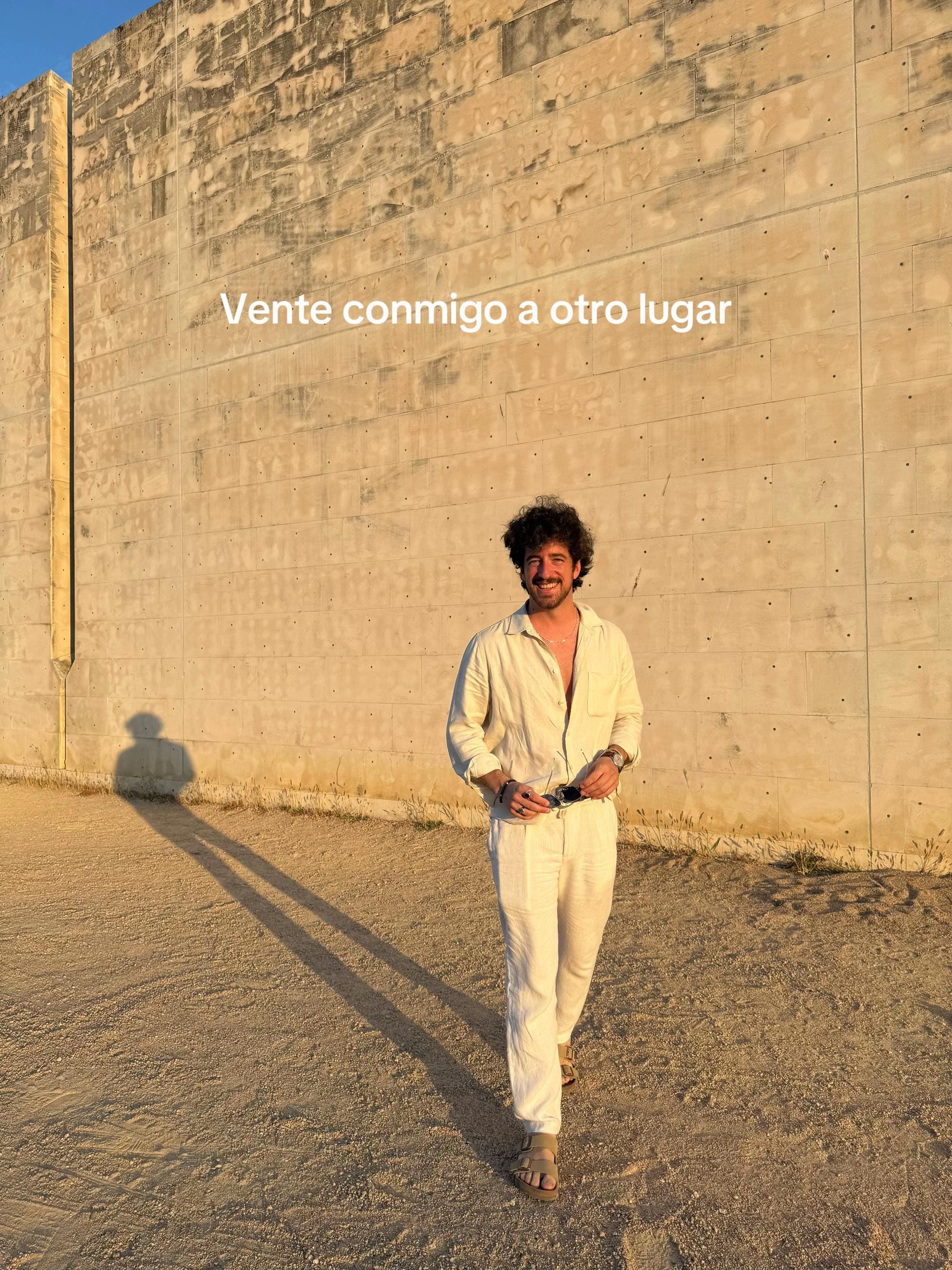Post 7 by ALEX WALL on TikTok (video)