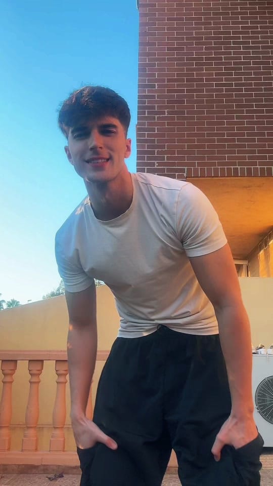 Post 2 by Unai Liarte on TikTok (video)