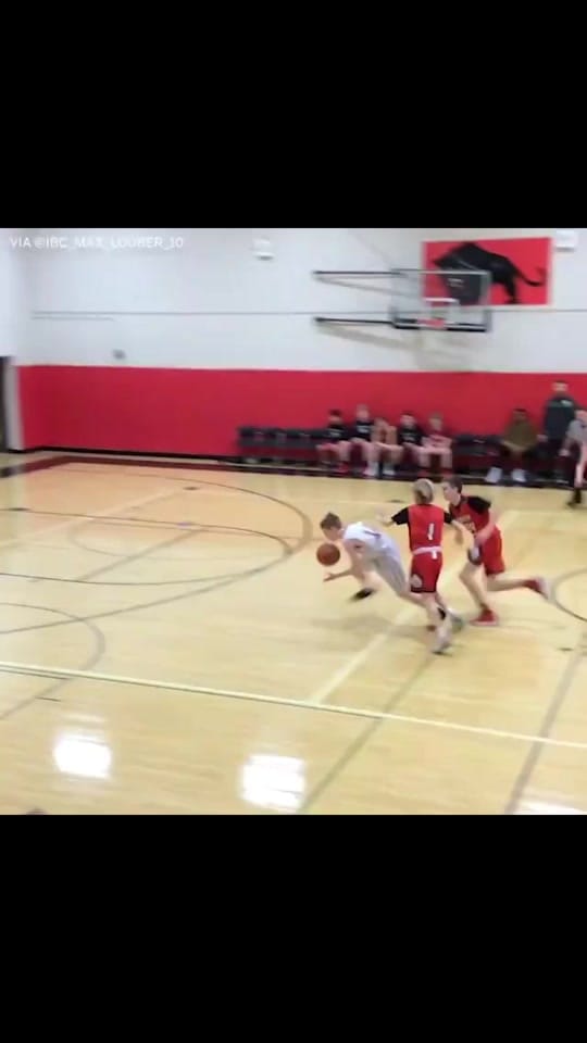 Post 8 by Victão do Basquete Pra Vida on TikTok (video)