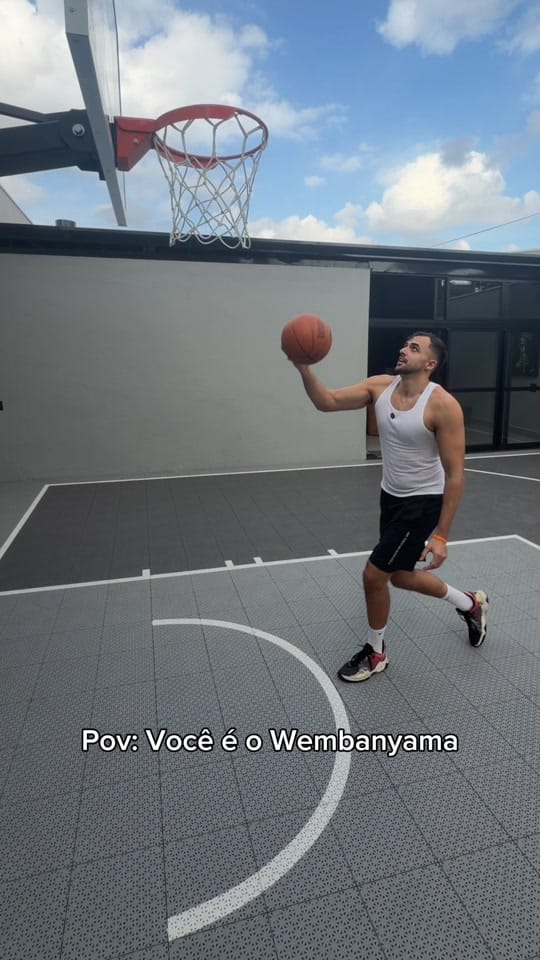 Post 7 by Victão do Basquete Pra Vida on TikTok (video)