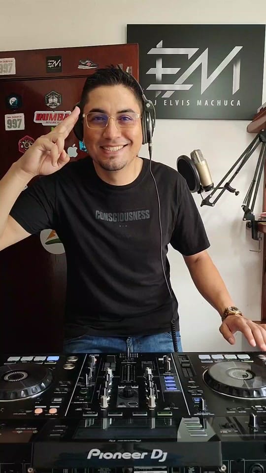 Post 8 by elvismachucadj on TikTok (video)