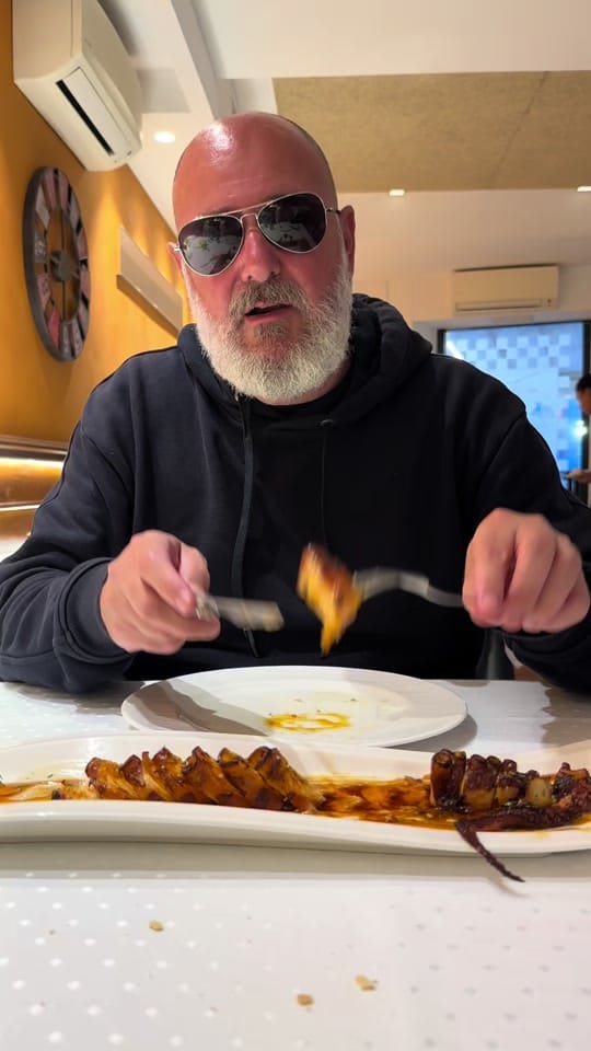 Post 2 by Balpores on TikTok (video)