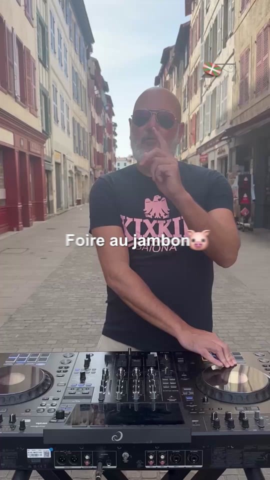 Post 8 by Balpores on TikTok (video)
