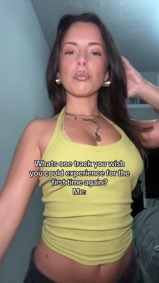 Post 8 by Zee on TikTok (video)