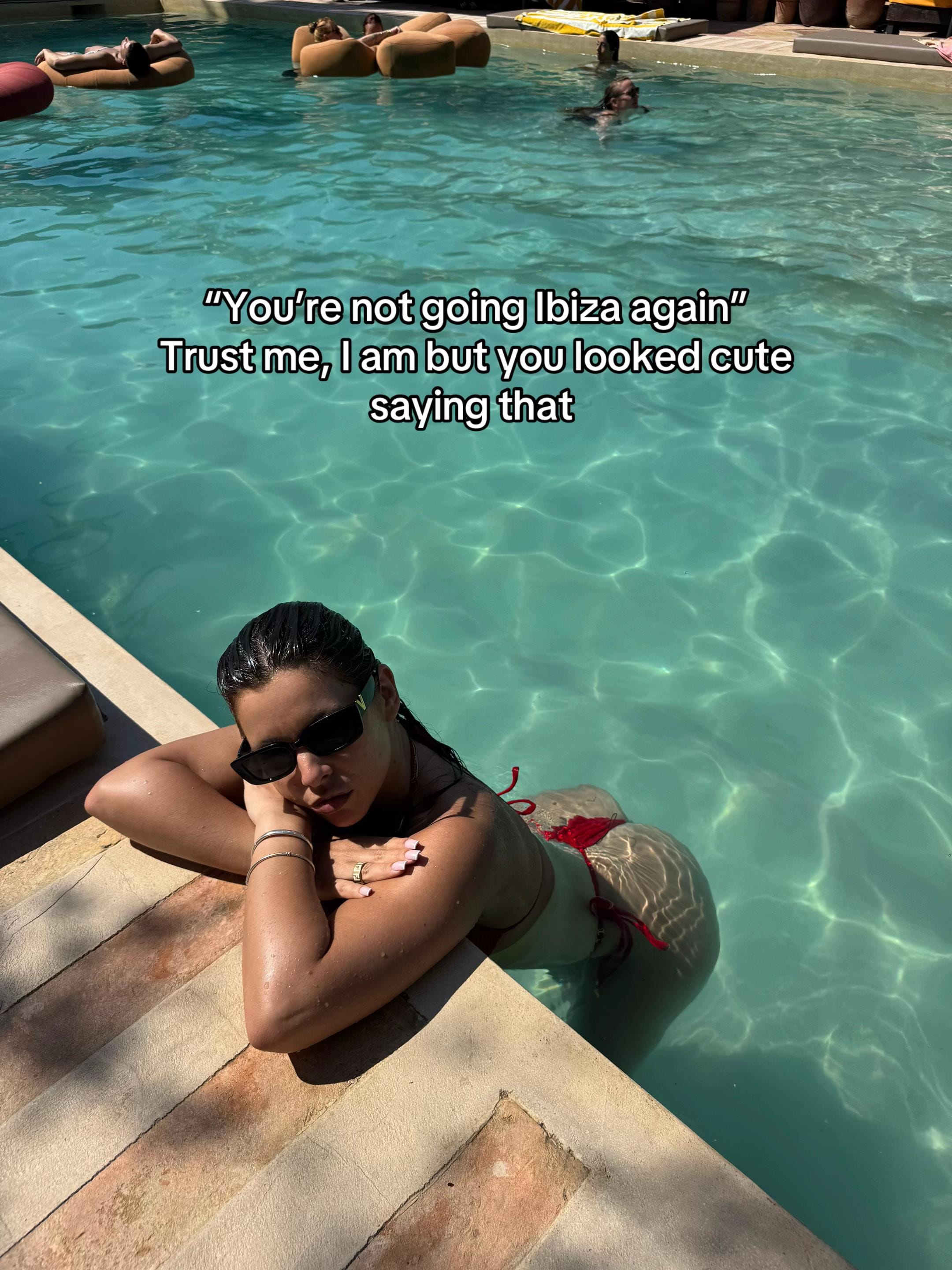 Post 4 by Zee on TikTok (video)