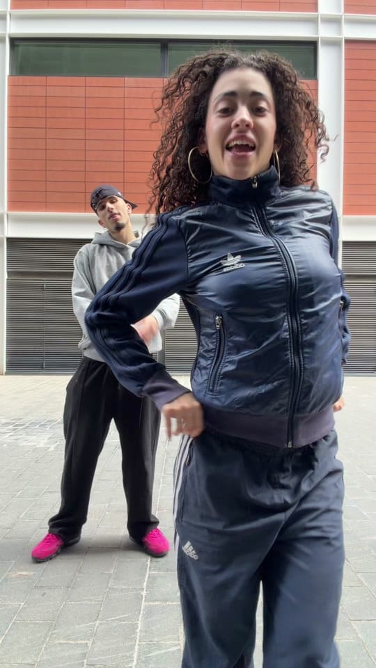 Post 8 by Aleks on TikTok (video)