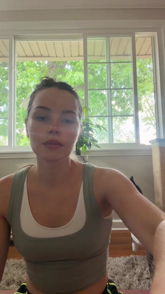 Post 4 by Claudia B. on TikTok (video)