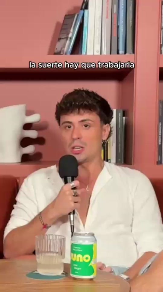 Post 1 by becomingniguiri on TikTok (video)