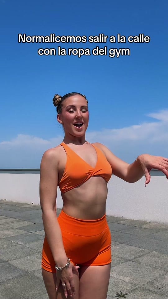 Post 9 by luciaaaiglesias on TikTok (video)