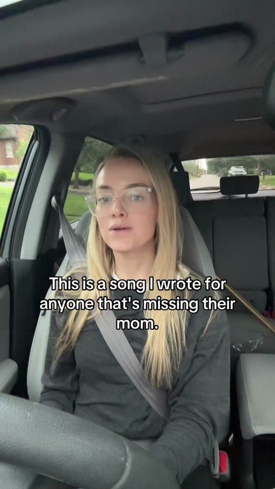 Post 4 by Emma White on TikTok (video)